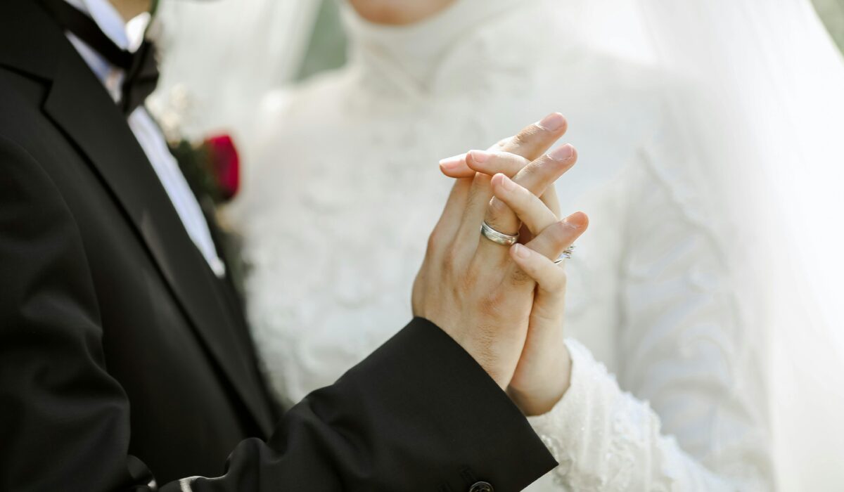 international couple getting married and obtaining a Japanese visa to stay in Japan together